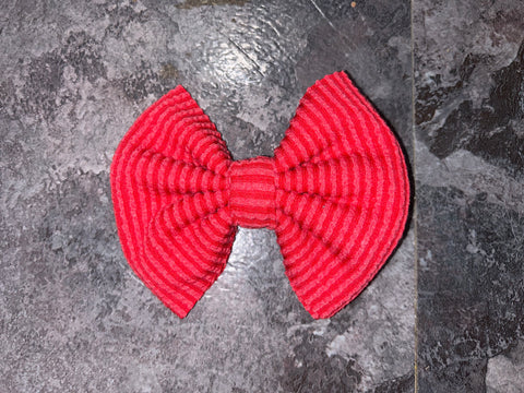 Ribbed red big bows
