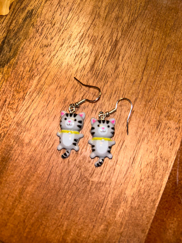 Gray cat earrings