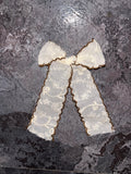 Lace bow
