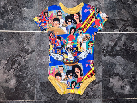 Burger onesie 3/6m