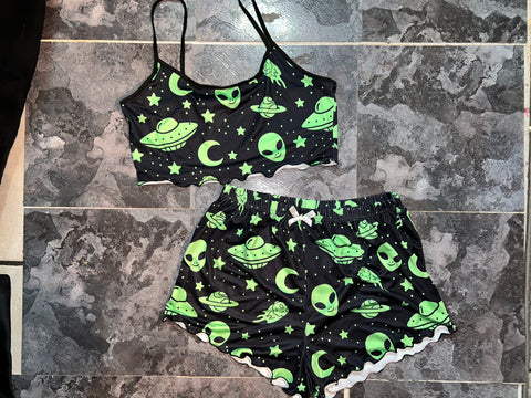 Alien woman’s pj set